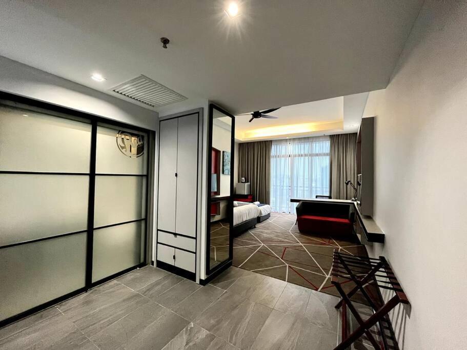 Apartamento #16 M101 Dang Wangi Klcc View Pool By Livin Kuala Lumpur Exterior foto